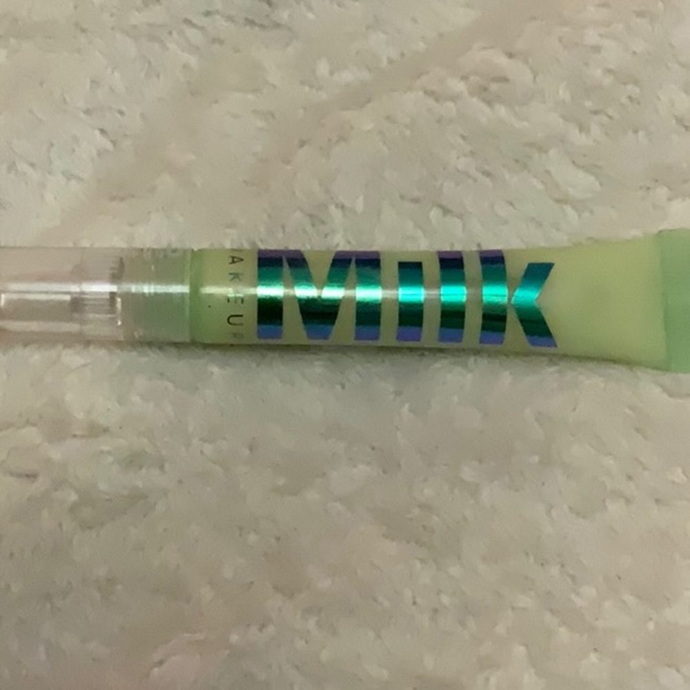 Milk hydro grip eye primer